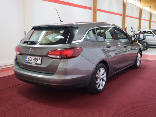 Opel Astra vaihtoauto