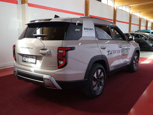 KGM Torres vaihtoauto