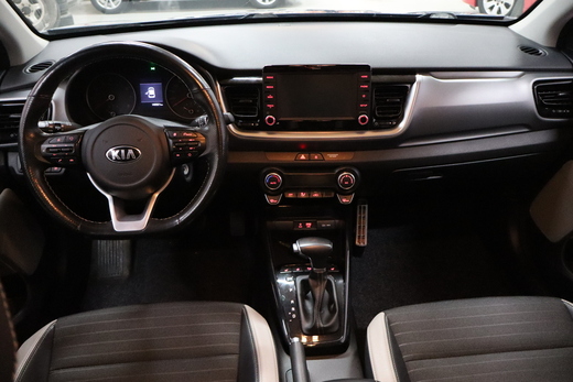 Kia Stonic vaihtoauto