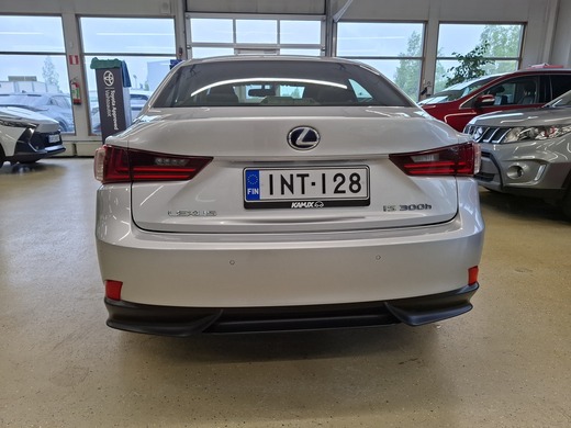 Lexus IS vaihtoauto