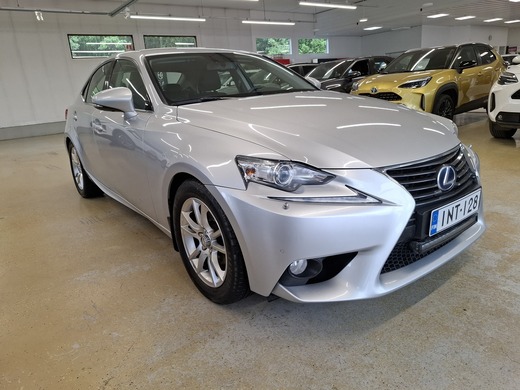 Lexus IS vaihtoauto