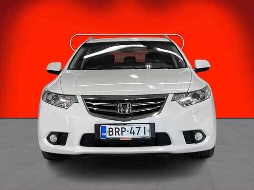Honda Accord vaihtoauto