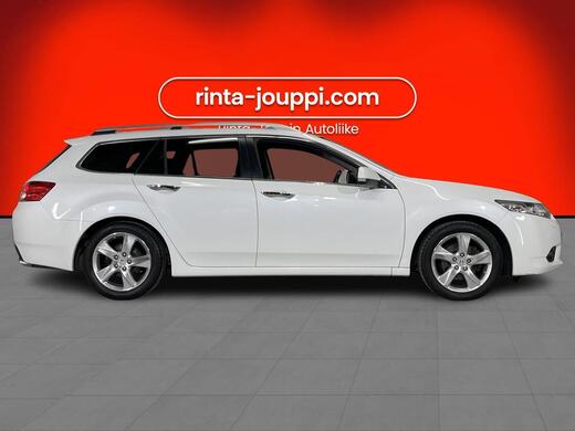 Honda Accord vaihtoauto