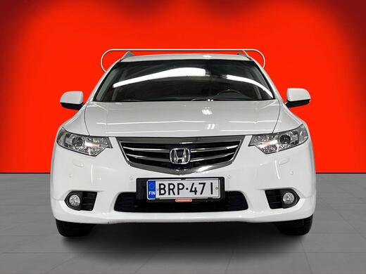 Honda Accord vaihtoauto