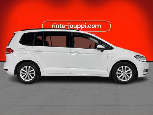 Volkswagen Touran vaihtoauto