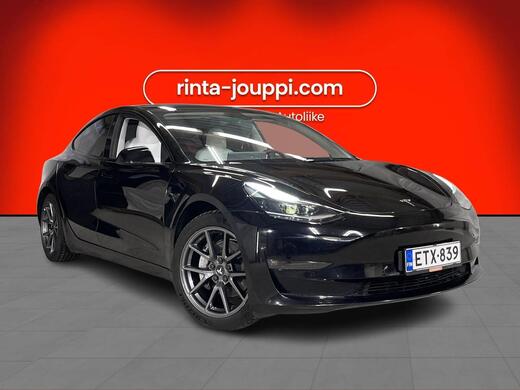 Tesla Model 3 vaihtoauto