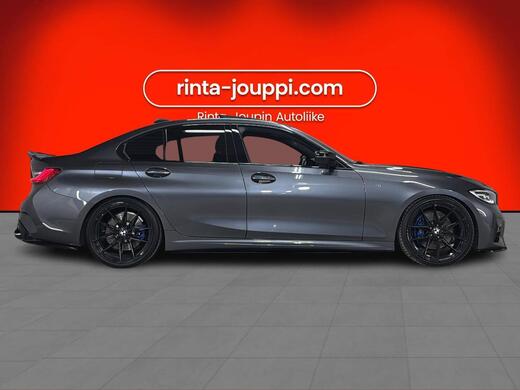 BMW 330 vaihtoauto