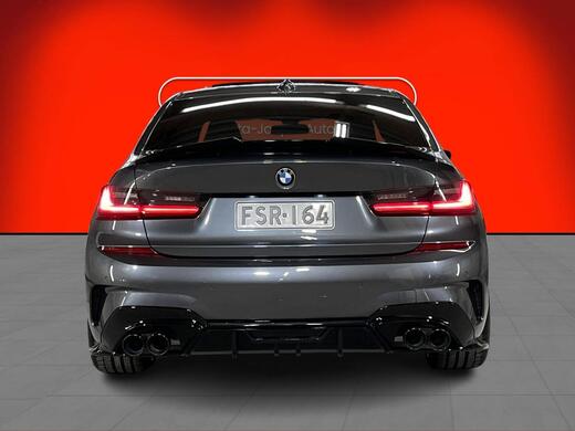 BMW 330 vaihtoauto