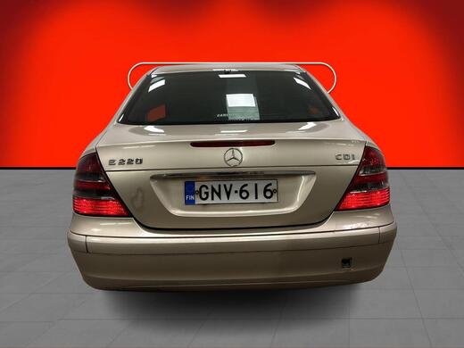 Mercedes-Benz E vaihtoauto