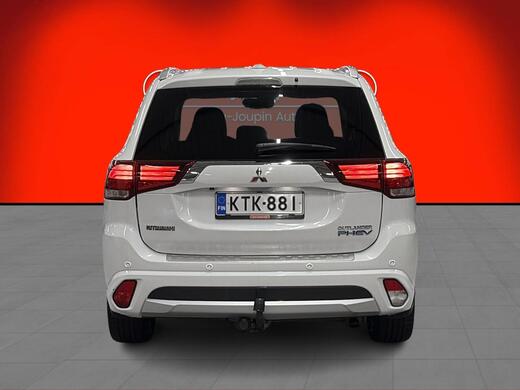 Mitsubishi Outlander PHEV vaihtoauto