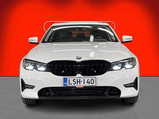 BMW 330 vaihtoauto
