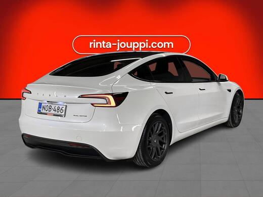 Tesla Model 3 vaihtoauto