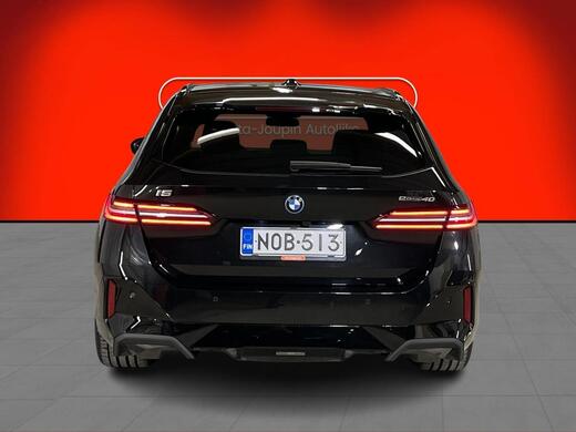 BMW i5 vaihtoauto