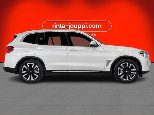 BMW iX3 vaihtoauto