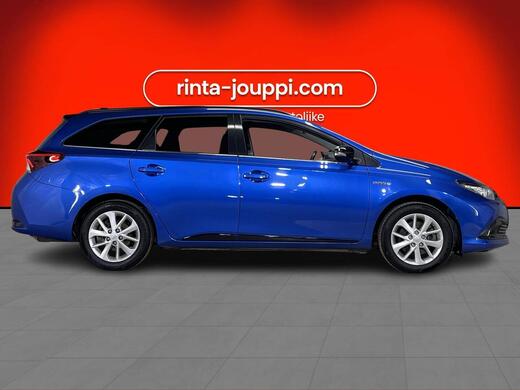 Toyota Auris vaihtoauto