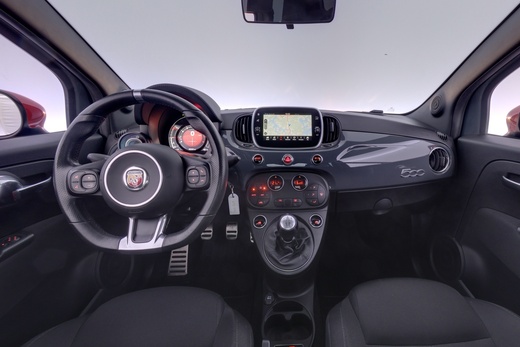 Fiat-Abarth 500 vaihtoauto