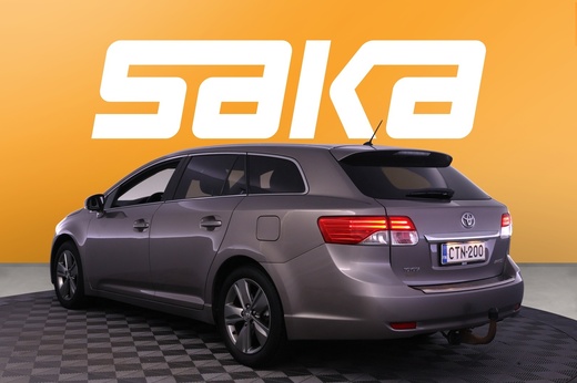 Toyota Avensis vaihtoauto