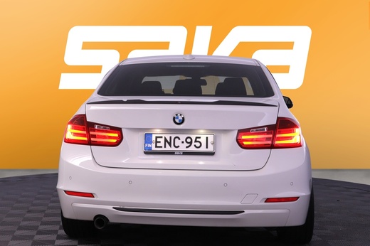 BMW 320 vaihtoauto