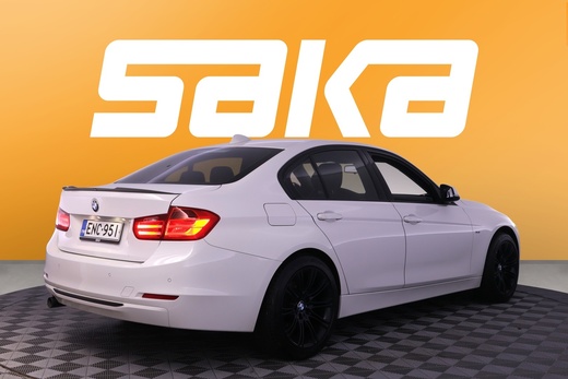 BMW 320 vaihtoauto