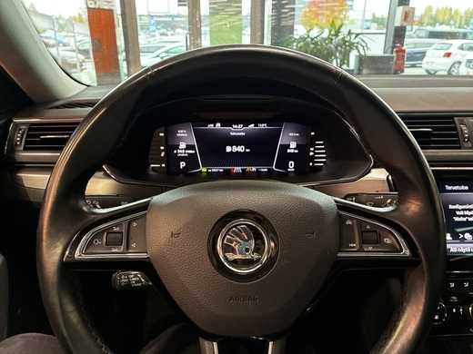 Skoda Superb vaihtoauto