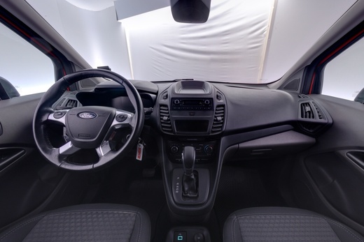 Ford Grand Tourneo Connect vaihtoauto