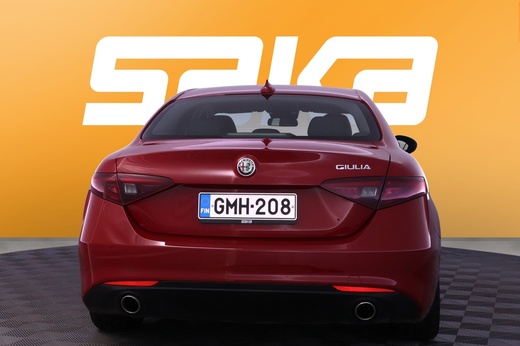 Alfa Romeo Giulia vaihtoauto