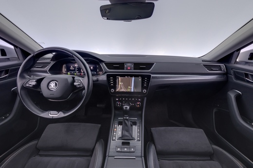 Skoda Superb vaihtoauto