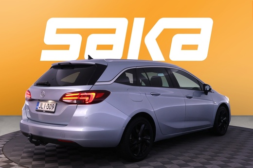 Opel Astra vaihtoauto