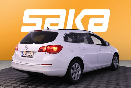 Opel Astra vaihtoauto