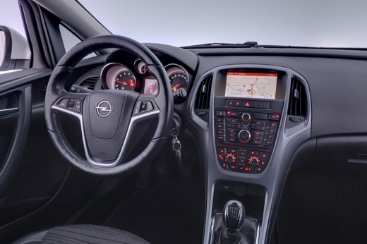Opel Astra vaihtoauto