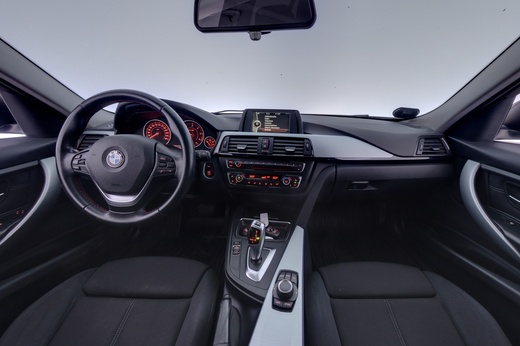 BMW 320 vaihtoauto