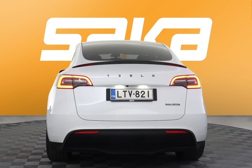 Tesla Model Y vaihtoauto