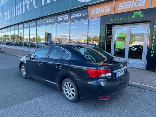 Toyota Avensis vaihtoauto