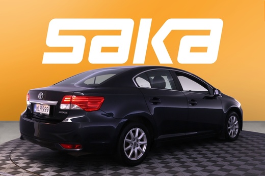 Toyota Avensis vaihtoauto
