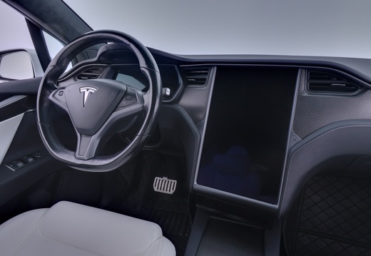 Tesla Model X vaihtoauto