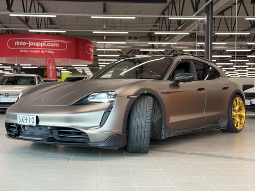 Porsche Taycan vaihtoauto