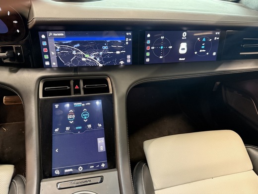 Porsche Taycan vaihtoauto