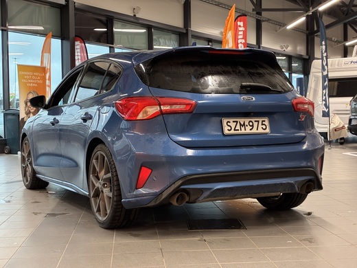 Ford Focus vaihtoauto