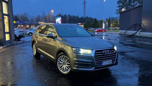 Audi Q7 vaihtoauto