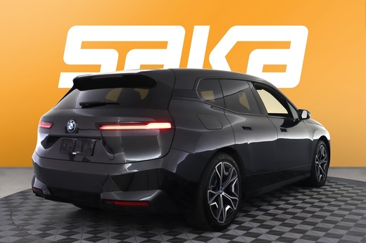 BMW iX vaihtoauto