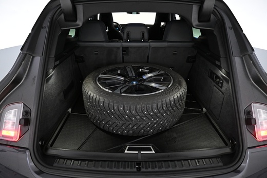BMW iX vaihtoauto