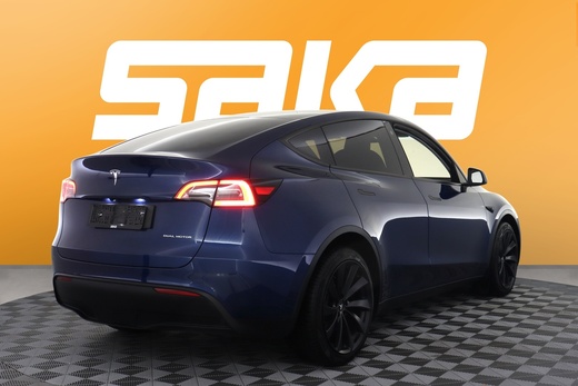 Tesla Model Y vaihtoauto