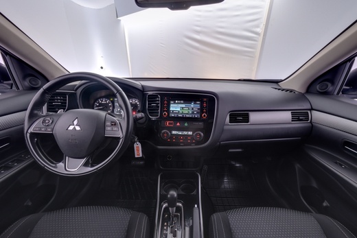Mitsubishi Outlander vaihtoauto