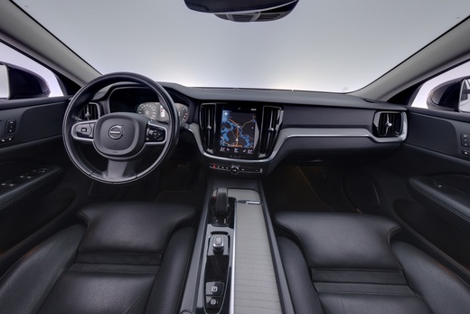 Volvo V60 Cross Country vaihtoauto