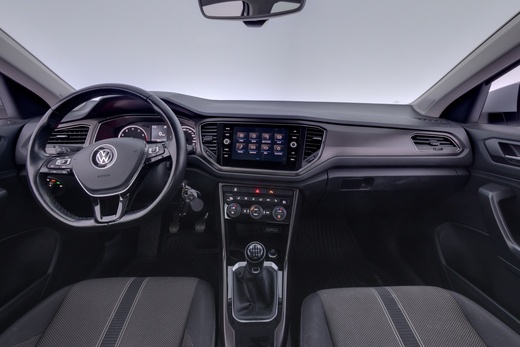 Volkswagen T-Roc vaihtoauto