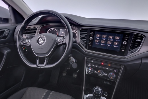 Volkswagen T-Roc vaihtoauto