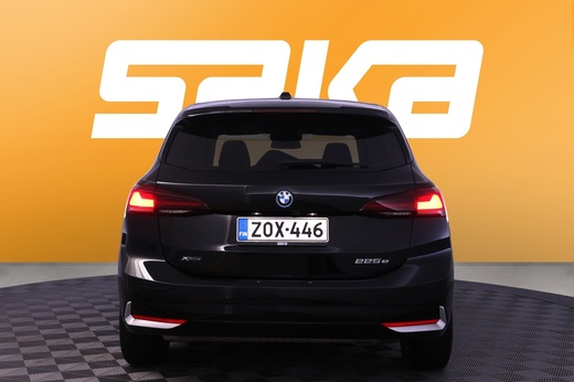BMW 225 vaihtoauto