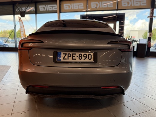 Tesla Model 3 vaihtoauto