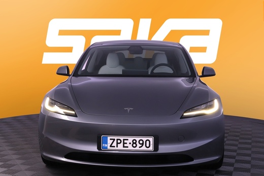 Tesla Model 3 vaihtoauto
