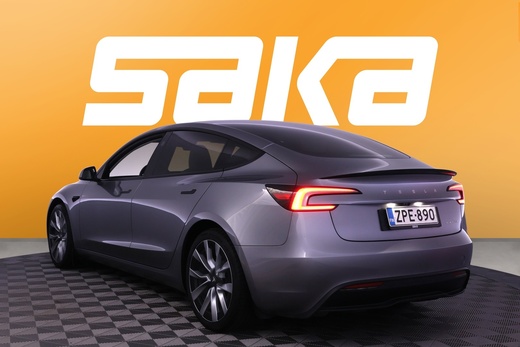 Tesla Model 3 vaihtoauto